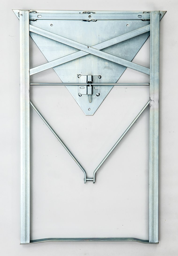 table frame no.205 with catch welded on triangular iron plate 