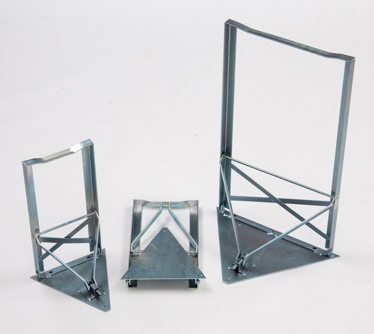 205 table frames welded to triangular iron plate 